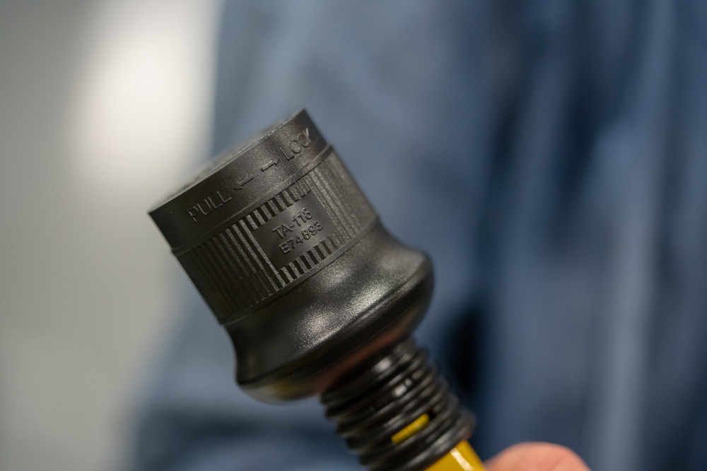 Southwire Generator Extension Cord, 25', 10/4 - Image 14