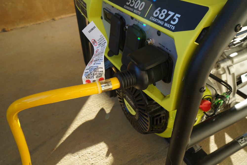 Southwire Generator Extension Cord, 25', 10/4 - Image 9