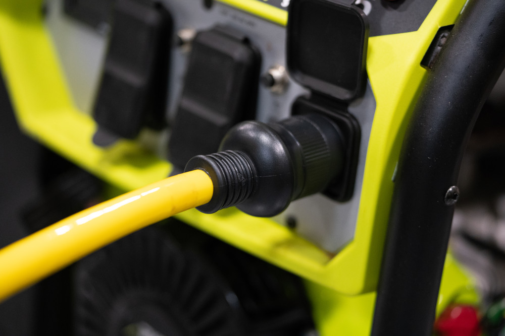 Southwire Generator Extension Cord, 25', 10/4 - Image 26