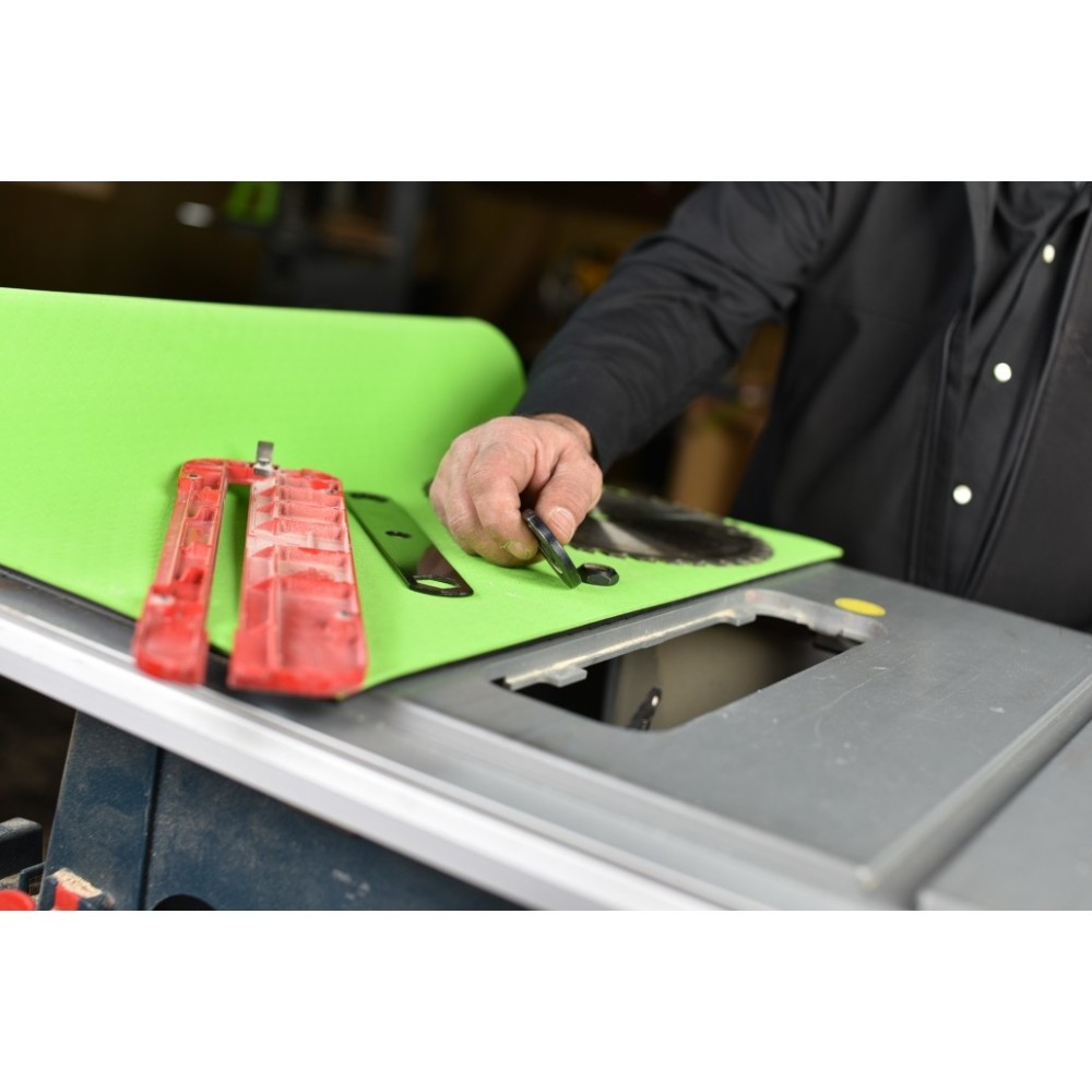 Bow 18" x 24" Workshop Bench Mat - Image 6